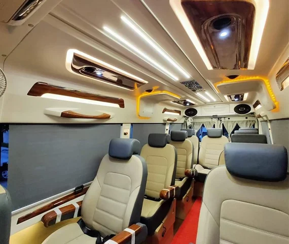 Why You Should Book a Tempo Traveller in Delhi for Group Trips book tempo traveller in Delhi